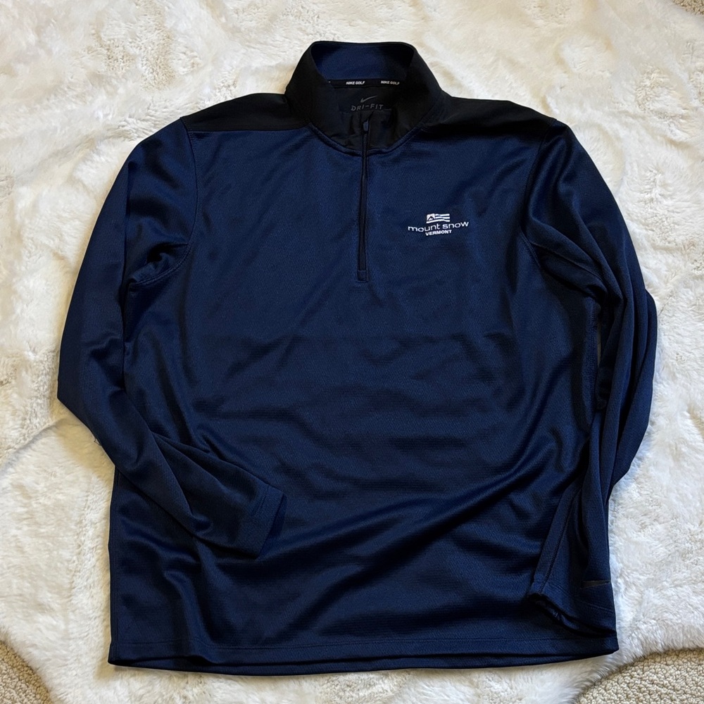 Men’s Nike golf pullover. Dry fit. Mt snow Vermont! Navy, large